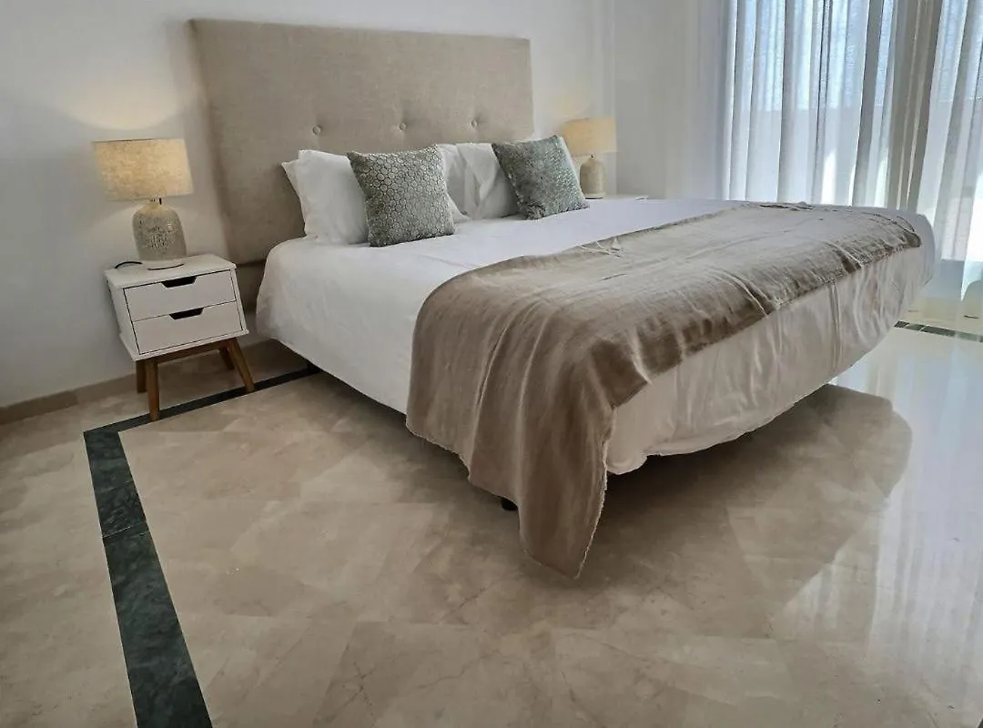 Gorgeous 3-Bedroom Penthouse With Expansive Terrace In Casares Costa Buenas Noches Spain
